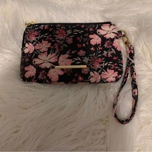 Steve Madden wristlet